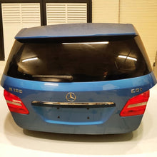 Laden Sie das Bild in den Galerie-Viewer, Kotflügel Mercedes-Benz W246 Vorne Links