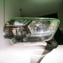 Laden Sie das Bild in den Galerie-Viewer, Frontscheinwerfer Dacia Sandero II 260608143R 90114430 Rechts oder Links