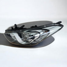 Laden Sie das Bild in den Galerie-Viewer, Frontscheinwerfer Hyundai I30 Links Scheinwerfer Headlight