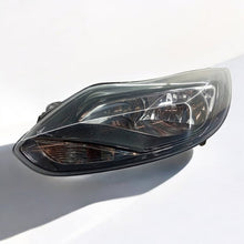 Load image into Gallery viewer, Frontscheinwerfer Ford Focus BM51-13W030-CJ LED Links Scheinwerfer Headlight