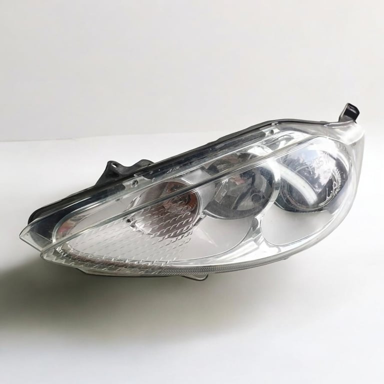 Frontscheinwerfer Ford Fiesta VII 8A6113W030CG L24704505 Links Headlight