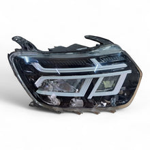 Laden Sie das Bild in den Galerie-Viewer, Frontscheinwerfer Dacia Duster 260106194R Full LED Rechts Scheinwerfer Headlight