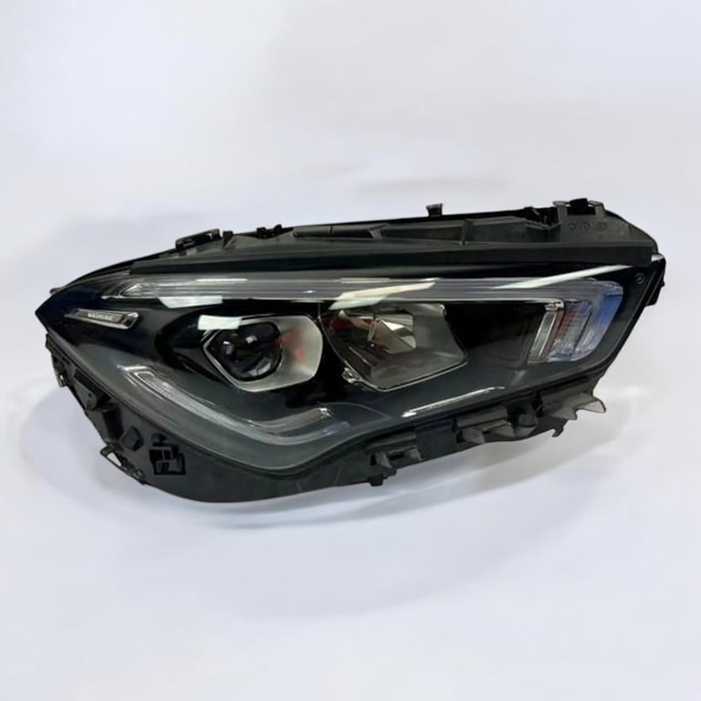 Frontscheinwerfer Mercedes-Benz Cla NKO3136 Rechts Scheinwerfer Headlight