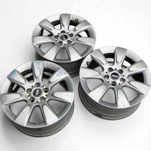 Laden Sie das Bild in den Galerie-Viewer, 1x Alufelge 17 Zoll 7.5&quot; 5x112 52ET 6868276 Mini Rim Wheel