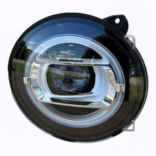 Laden Sie das Bild in den Galerie-Viewer, Frontscheinwerfer Mercedes-Benz W463 4639061201 Rechts Scheinwerfer Headlight