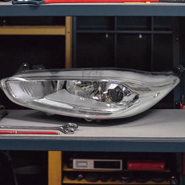 Frontscheinwerfer Ford Fiesta VII C1BB-13W030-CG Links Scheinwerfer Headlight SCH4723341347di