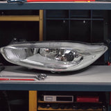 Frontscheinwerfer Ford Fiesta VII C1BB-13W030-CG Links Scheinwerfer Headlight