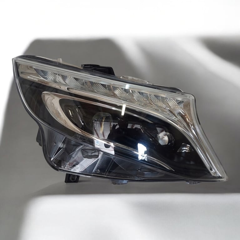 Frontscheinwerfer Mercedes-Benz W447 A4479060201 LED Rechts Headlight