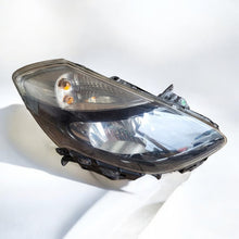 Load image into Gallery viewer, Frontscheinwerfer Renault Clio III 8200892498 Rechts Scheinwerfer Headlight