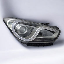 Load image into Gallery viewer, Frontscheinwerfer Hyundai I40 XENON Rechts Scheinwerfer Headlight