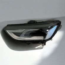 Load image into Gallery viewer, Frontscheinwerfer Audi A4 8W09411011 LED Links Scheinwerfer Headlight