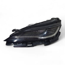Laden Sie das Bild in den Galerie-Viewer, Frontscheinwerfer Tesla 3 1760888-00-F Links Scheinwerfer Headlight