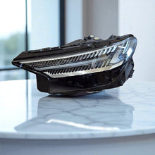 Laden Sie das Bild in den Galerie-Viewer, Frontscheinwerfer Audi E-Tron LED Links Scheinwerfer Headlight