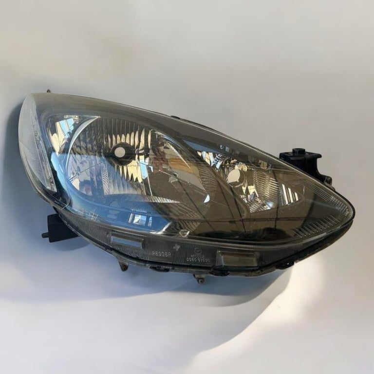 Frontscheinwerfer Mazda II KC552 DG80-51030 Rechts Scheinwerfer Headlight