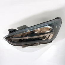 Laden Sie das Bild in den Galerie-Viewer, Frontscheinwerfer Ford Focus MX7B-13E015-ED LED Links Scheinwerfer Headlight