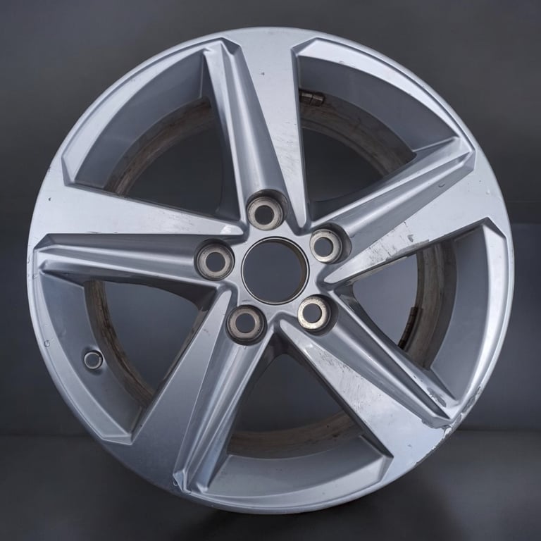 1x Alufelge 16 Zoll 7.0" 5x114.3 40ET 7JX16 PW457-02004 Toyota Corolla Rim Wheel