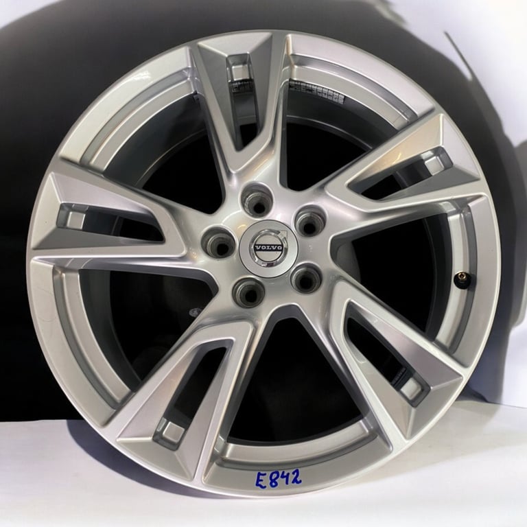 1x Alufelge 18 Zoll 7.5" 5x108 50ET Glanz Silber 31362866 Volvo Xc60 Ii