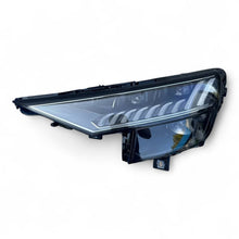 Load image into Gallery viewer, Frontscheinwerfer Audi Q8 4M8941035 LED Ein Stück (Rechts oder Links) Headlight SCH4193033503pt