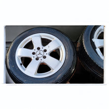 Load image into Gallery viewer, 1x Alufelge 16 Zoll 7.5&quot; 5x112 42ET Glanz Silber A2114014502 Mercedes-Benz W211