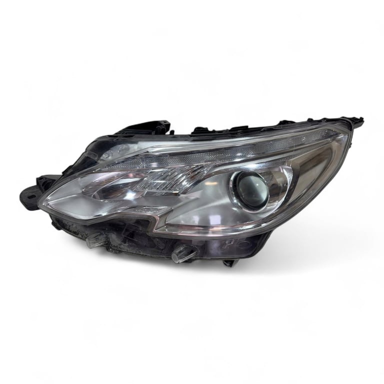 Frontscheinwerfer Peugeot 2008 I 12091406 Ein Stück (Rechts oder Links)