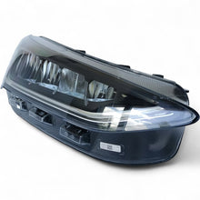 Laden Sie das Bild in den Galerie-Viewer, Frontscheinwerfer Ford Focus NX7B-13E014-CD Full LED Rechts Headlight SCH1362473832bu