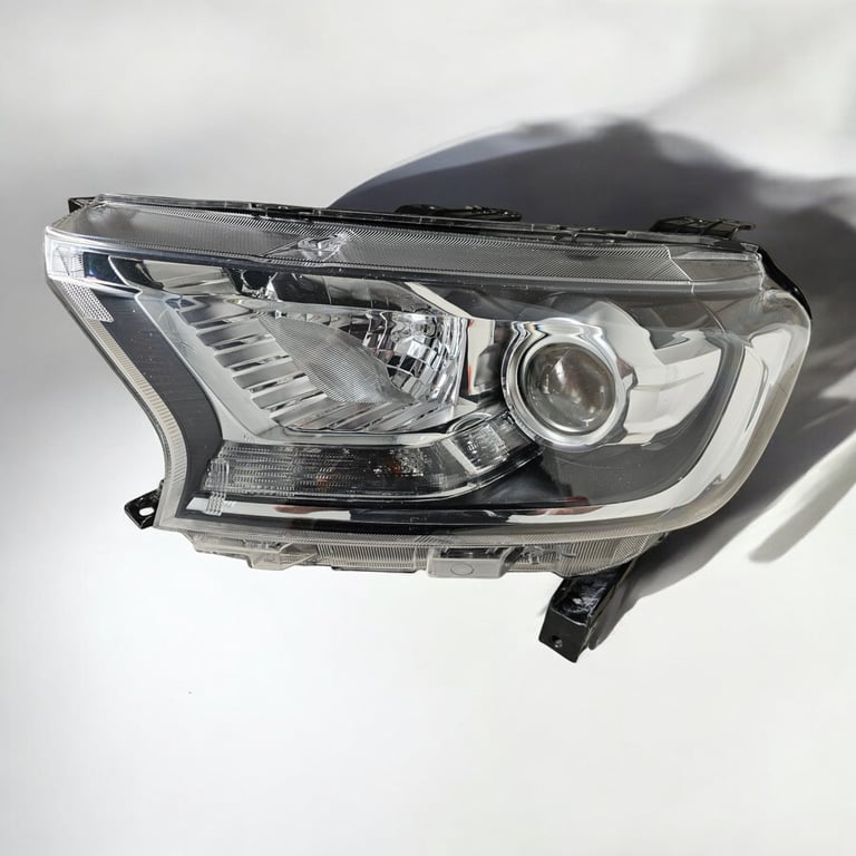 Frontscheinwerfer Ford Ranger Links Scheinwerfer Headlight