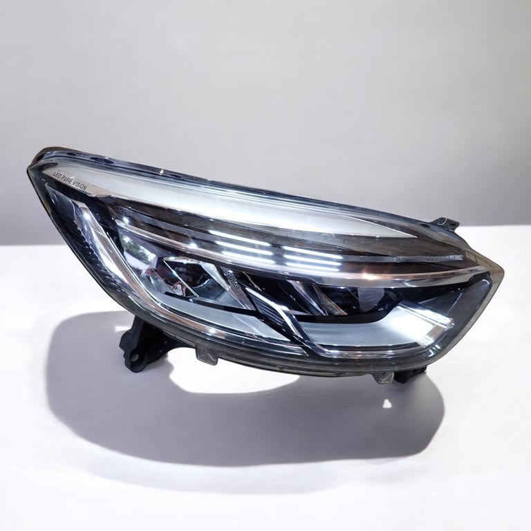 Frontscheinwerfer Renault Captur 260107244R Full LED Rechts Headlight