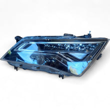 Laden Sie das Bild in den Galerie-Viewer, Frontscheinwerfer Seat Ateca 576941007A LED Ein Stück (Rechts oder Links)