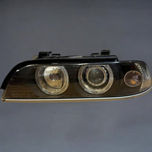 Laden Sie das Bild in den Galerie-Viewer, Frontscheinwerfer BMW E39 8159305 Xenon Links Scheinwerfer Headlight SCH8068564495ao