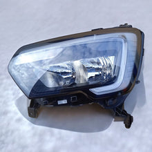 Load image into Gallery viewer, Frontscheinwerfer Renault Master 260607867R Links Scheinwerfer Headlight