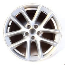 Laden Sie das Bild in den Galerie-Viewer, 1x Alufelge 18 Zoll 8.0" 5x108 55ET Matt Silber 31373338 Volvo Xc70 Xc60