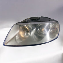 Laden Sie das Bild in den Galerie-Viewer, Frontscheinwerfer VW Touareg 7L6941015BK Xenon Links Scheinwerfer Headlight SCH3627949255lt
