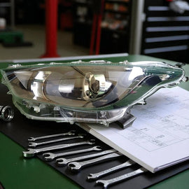 Frontscheinwerfer Toyota Yaris Ein Stück (Rechts oder Links) Headlight SCH3890112194qm