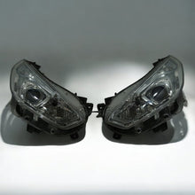 Laden Sie das Bild in den Galerie-Viewer, Frontscheinwerfer Ford S-Max 90074996 Ein Satz Scheinwerfer Headlight