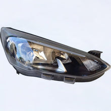 Laden Sie das Bild in den Galerie-Viewer, Frontscheinwerfer Ford Focus JX7B-13W029-CE Rechts Scheinwerfer Headlight SCH6391984511ml