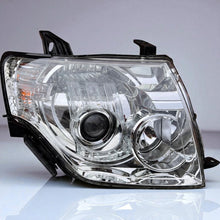 Laden Sie das Bild in den Galerie-Viewer, Frontscheinwerfer Mitsubishi Pajero IV 100-87873- Rechts Scheinwerfer Headlight