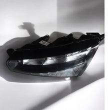 Laden Sie das Bild in den Galerie-Viewer, Frontscheinwerfer Skoda Scala 657941015 Full LED Links Scheinwerfer Headlight SCH2292401586sg