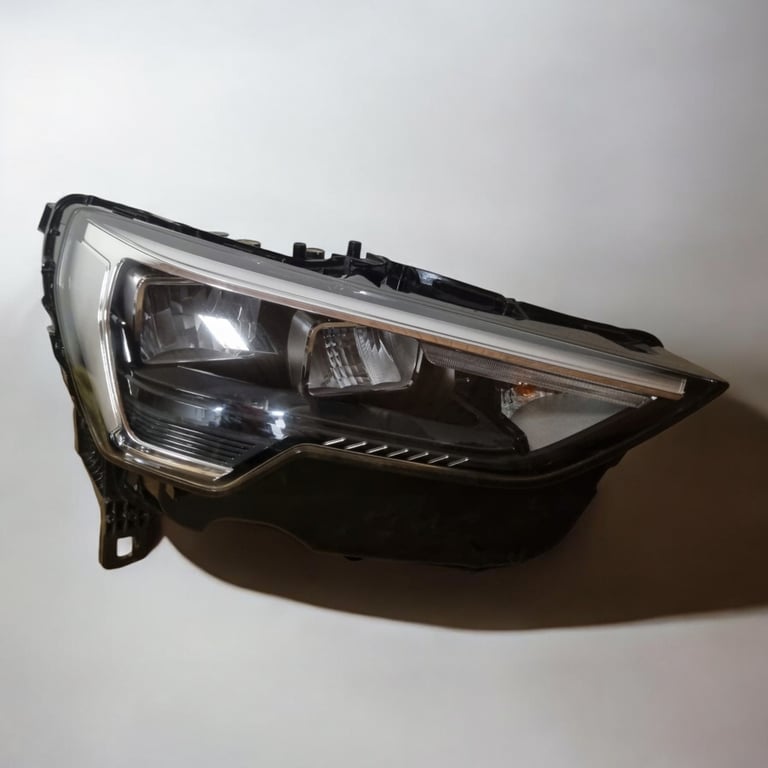 Frontscheinwerfer Audi Q3 83A941012 LED Rechts Scheinwerfer Headlight