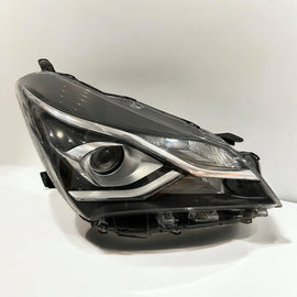 Frontscheinwerfer Toyota Yaris LED Rechts Scheinwerfer Headlight