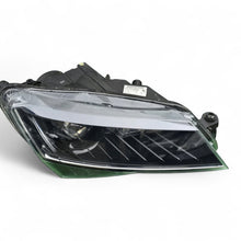 Laden Sie das Bild in den Galerie-Viewer, Frontscheinwerfer Skoda Superb III 3V1941016A Xenon Rechts Headlight SCH3754314748kx