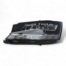 Laden Sie das Bild in den Galerie-Viewer, Frontscheinwerfer Skoda Fabia III 7P5941591 6V1941015 LED Links Headlight SCH5613874932tw