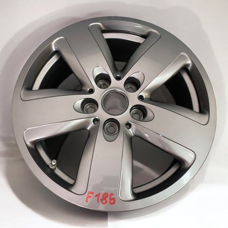 1x Alufelge 16 Zoll 7.0" 5x112 47ET Glanz Grau 6897609 BMW 1 F40 Rim Wheel