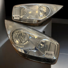 Laden Sie das Bild in den Galerie-Viewer, Frontscheinwerfer Kia Venga Ein Stück (Rechts oder Links) Scheinwerfer Headlight SCH7710495115nk
