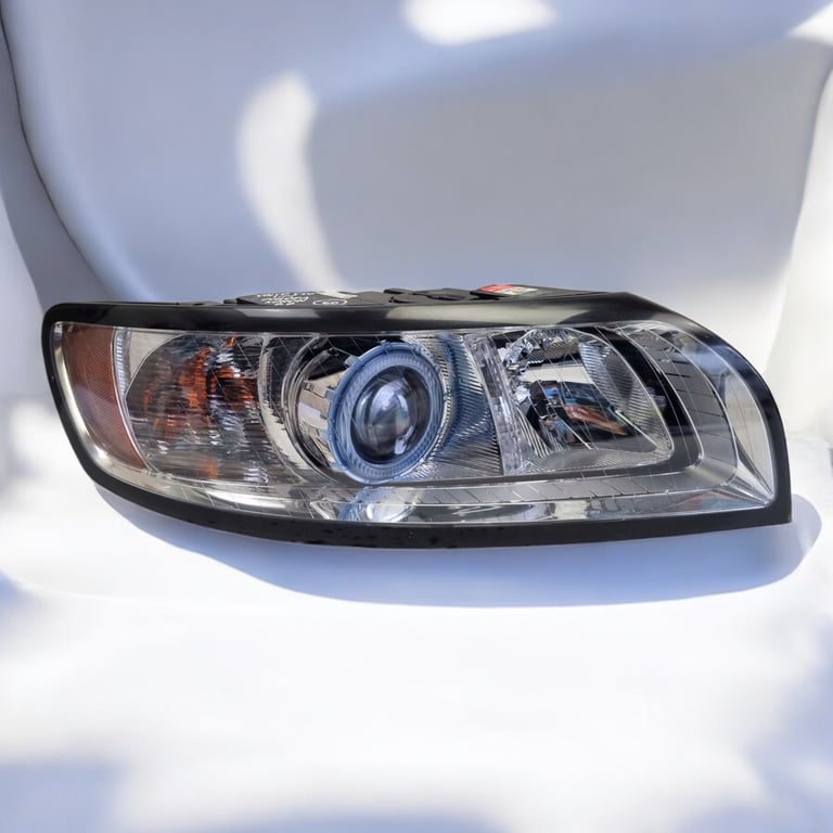 Frontscheinwerfer Volvo S40 II 31299588 0301237272 Xenon Rechts Headlight SCH2328675630wh