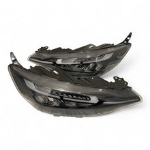 Laden Sie das Bild in den Galerie-Viewer, Frontscheinwerfer Ford Transit Custom PZ31-13E015-CB PZ31-13E014-CB LED Ein Satz