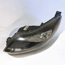 Laden Sie das Bild in den Galerie-Viewer, Frontscheinwerfer Ford Focus III BM51-13W030-CK Links Scheinwerfer Headlight