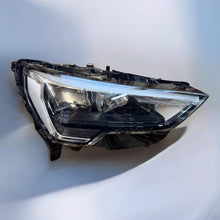 Laden Sie das Bild in den Galerie-Viewer, Frontscheinwerfer Audi Q3 83A941012 Rechts Scheinwerfer Headlight SCH3096132931pz