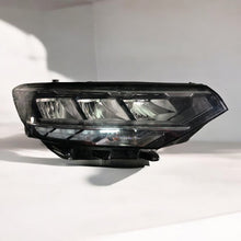 Laden Sie das Bild in den Galerie-Viewer, Frontscheinwerfer VW Passat B8 3G1941036P Rechts Scheinwerfer Headlight