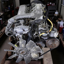 Load image into Gallery viewer, Motor Mercedes-Benz W124 603960 3.0 143PS 105kW 161TKm 1986 Diesel Unkomplett
