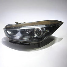 Laden Sie das Bild in den Galerie-Viewer, Frontscheinwerfer Hyundai I40 3Z92121350 LED Links Scheinwerfer Headlight